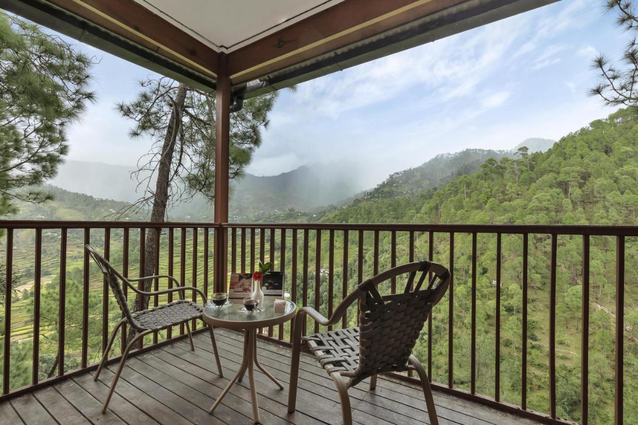 Club Mahindra Binsar Villa Almora Exterior foto